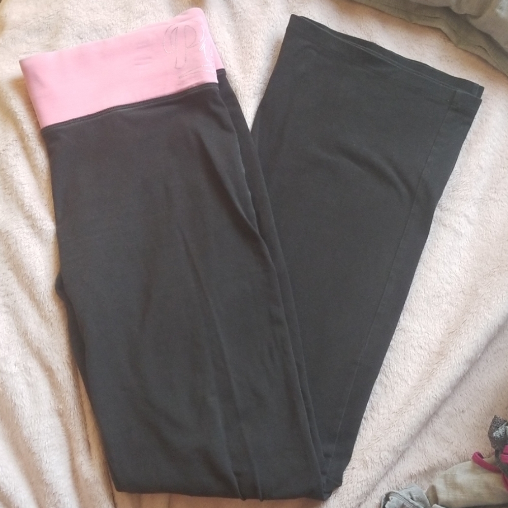 Pink leggings